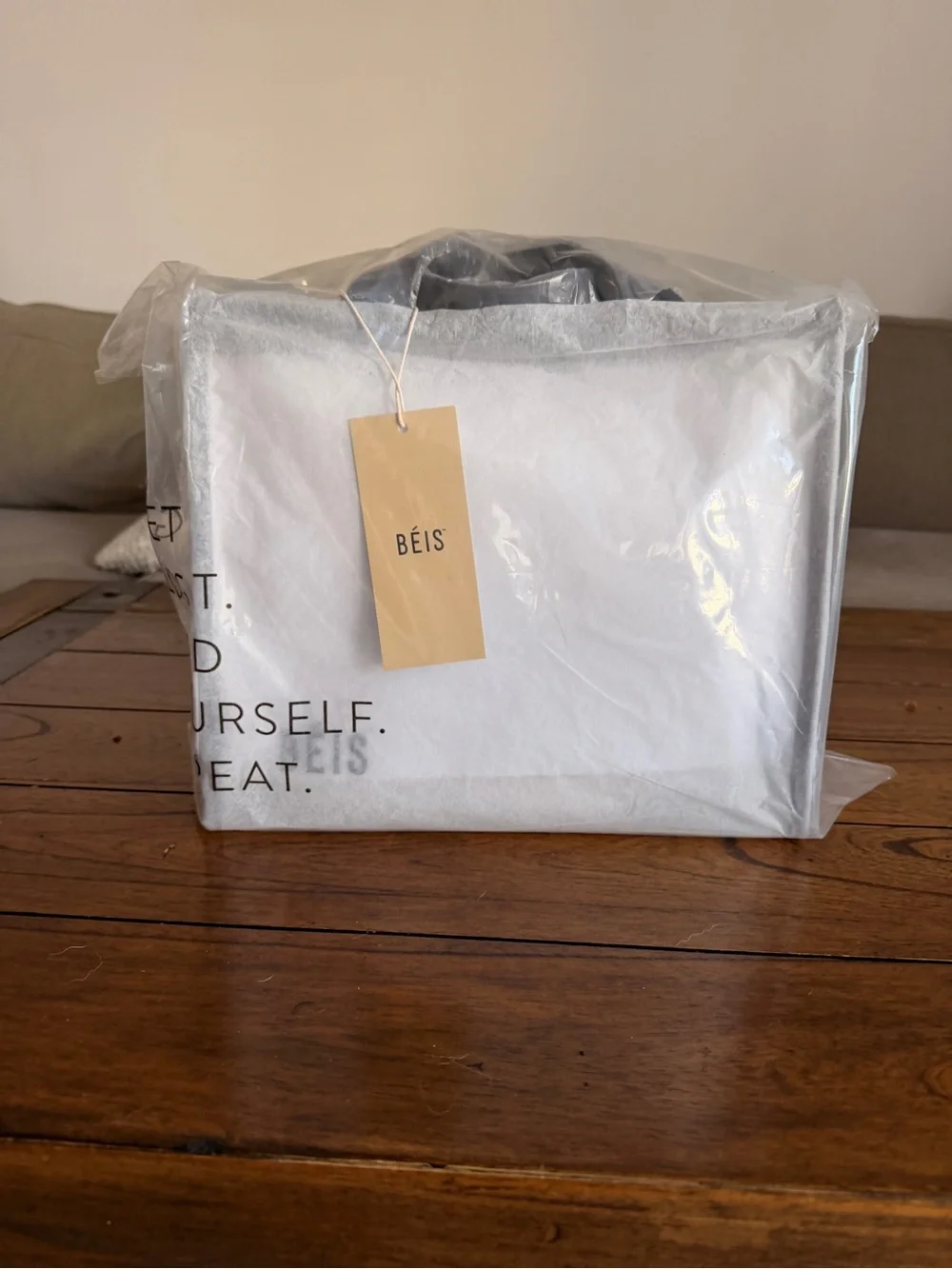 BEIS White Tote Organizer with Logo Tag